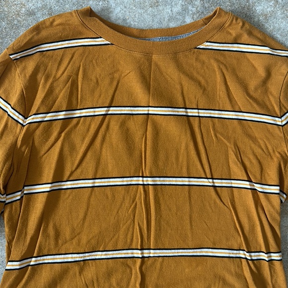 Old Navy Long Sleeve Tee - Picture 3 of 4